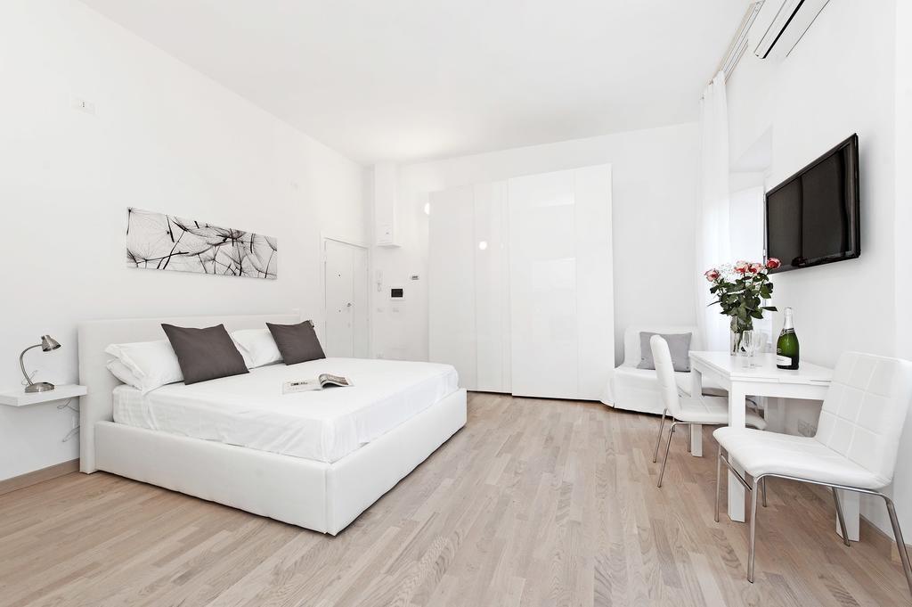 White Flat Colosseo Rome Chambre photo